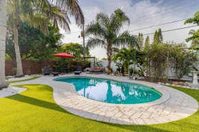 Anna Maria Oasis Resort Style Heated Pool Mini Golf EV Station